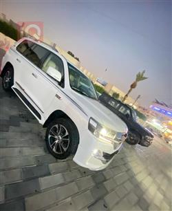 تۆیۆتا لاند کروزەر